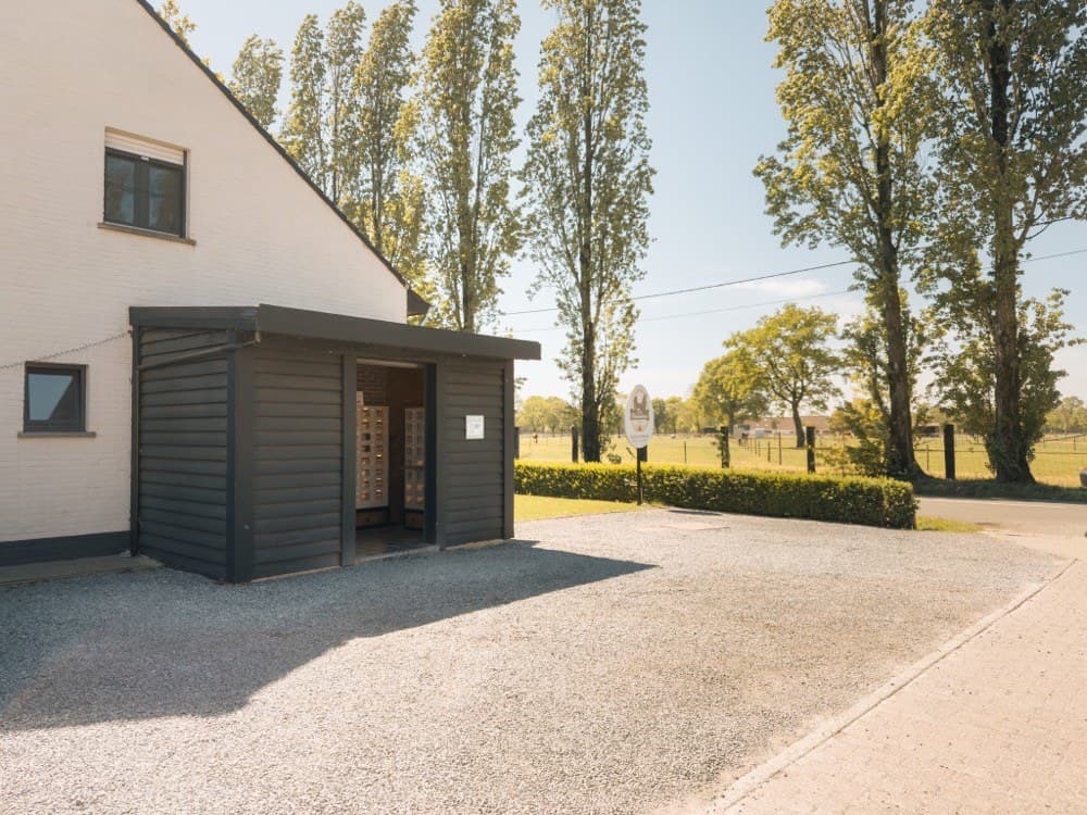 Hoeve De Pluimhoeve in Geel, verse eieren met stempelcode